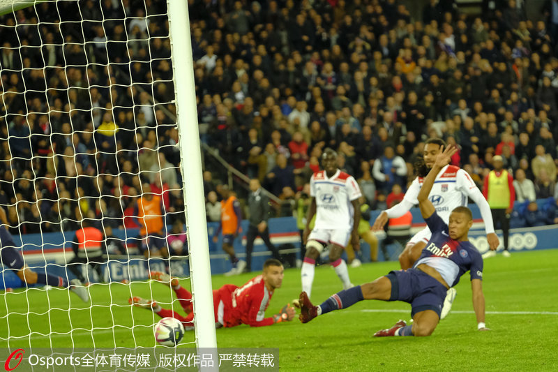  波尔多进攻端全面开花，法甲中游球队客场大胜止颓势