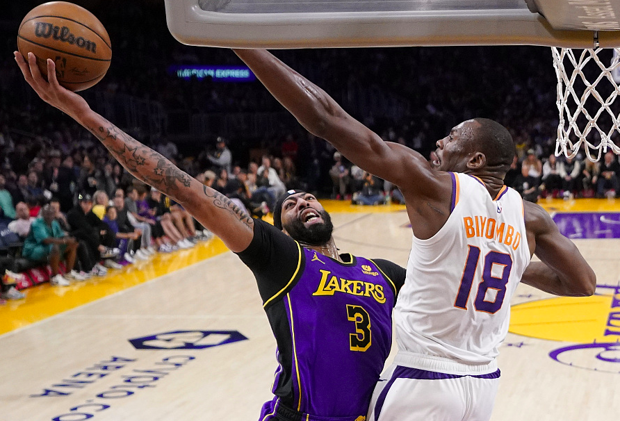  福克斯关键球锁定胜局国王险胜鹈鹕保希望  